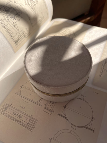 Round Travel Jewelry Box
